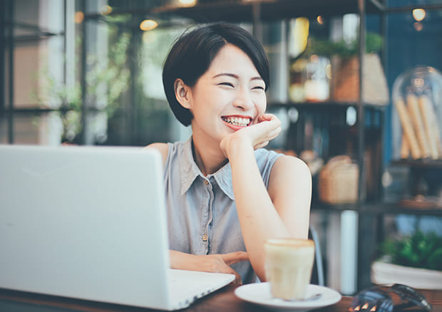 ホワイトニングで笑顔の第一印象アップ